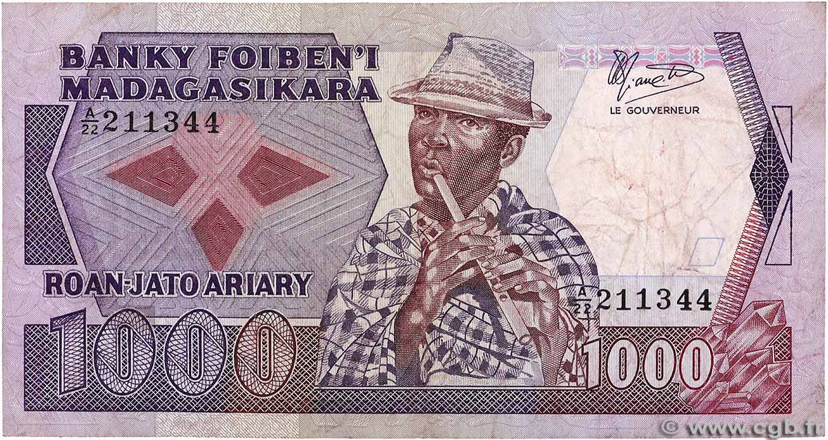 1000 Francs - 200 Ariary MADAGASCAR 1988 P.072a MB