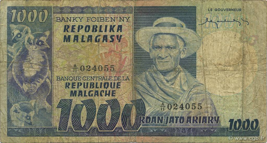 1000 Francs - 200 Ariary MADAGASCAR  1974 P.065a B