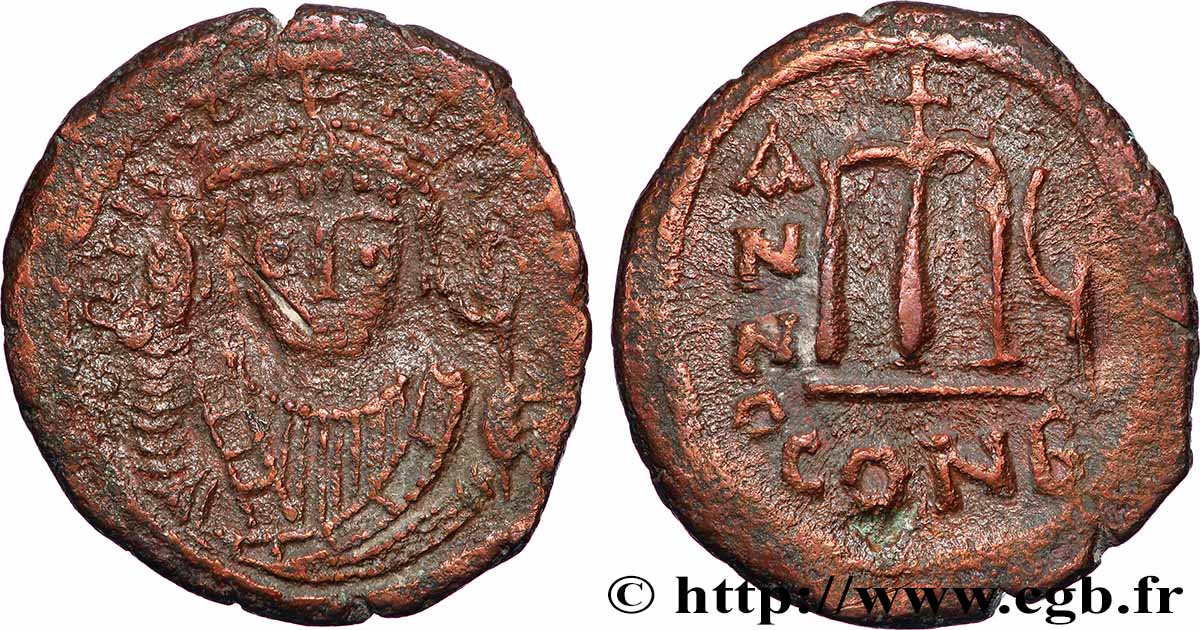 TIBÈRE II CONSTANTIN Follis TB+