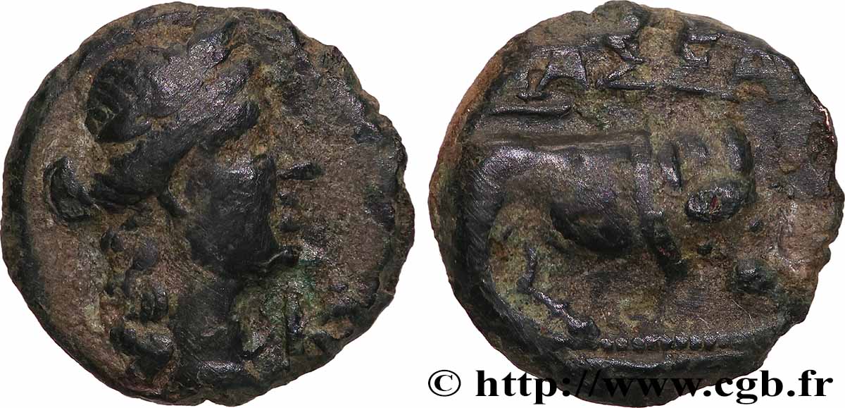 MASSALIA - MARSEILLE Petit bronze au taureau (hémiobole ?) TTB