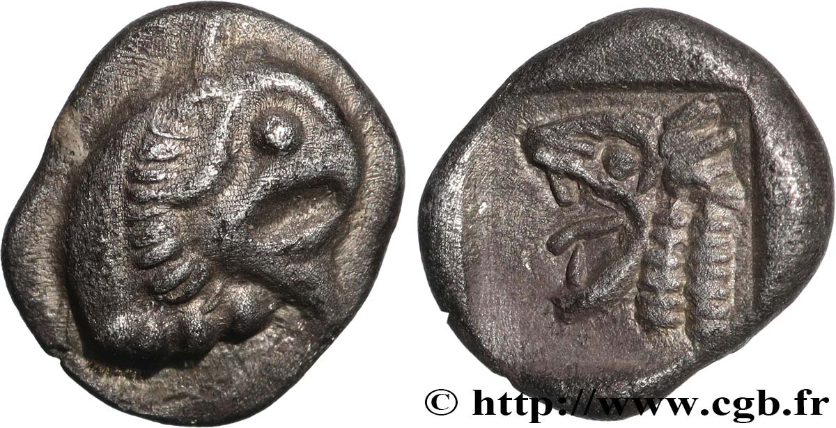 MASSALIA - MARSEILLE Obole à la tête de griffon et à la tête de lion à gauche SUP