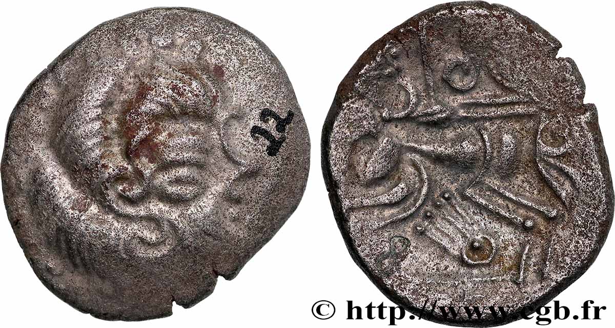 CORIOSOLITES (Région de Corseul, Cotes d Armor) Statère de billon, classe IVb au nez en crosse TTB