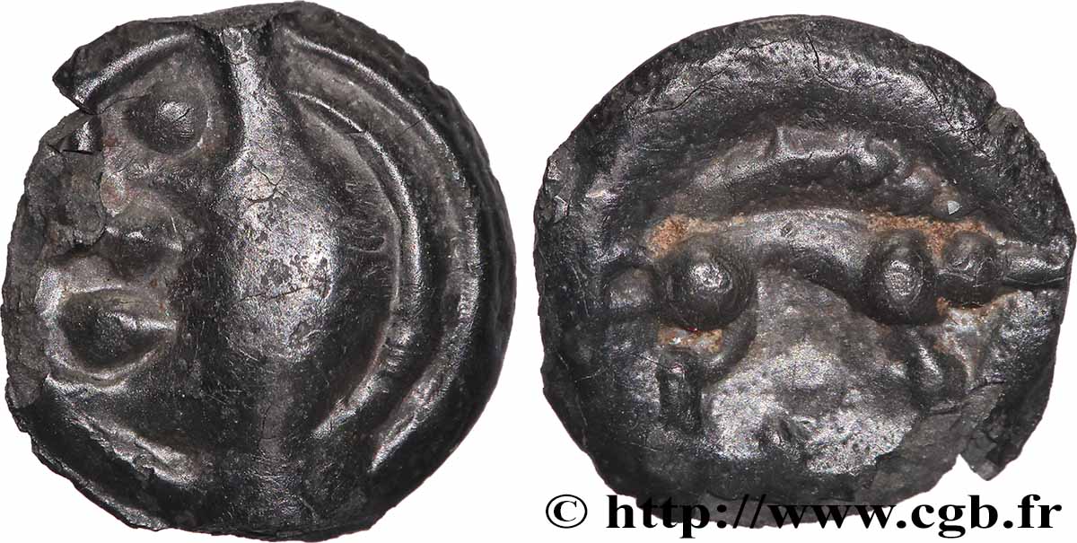 AULERQUES ÉBUROVICES (Région d Évreux) Potin à la tête et au sanglier réaliste TTB+