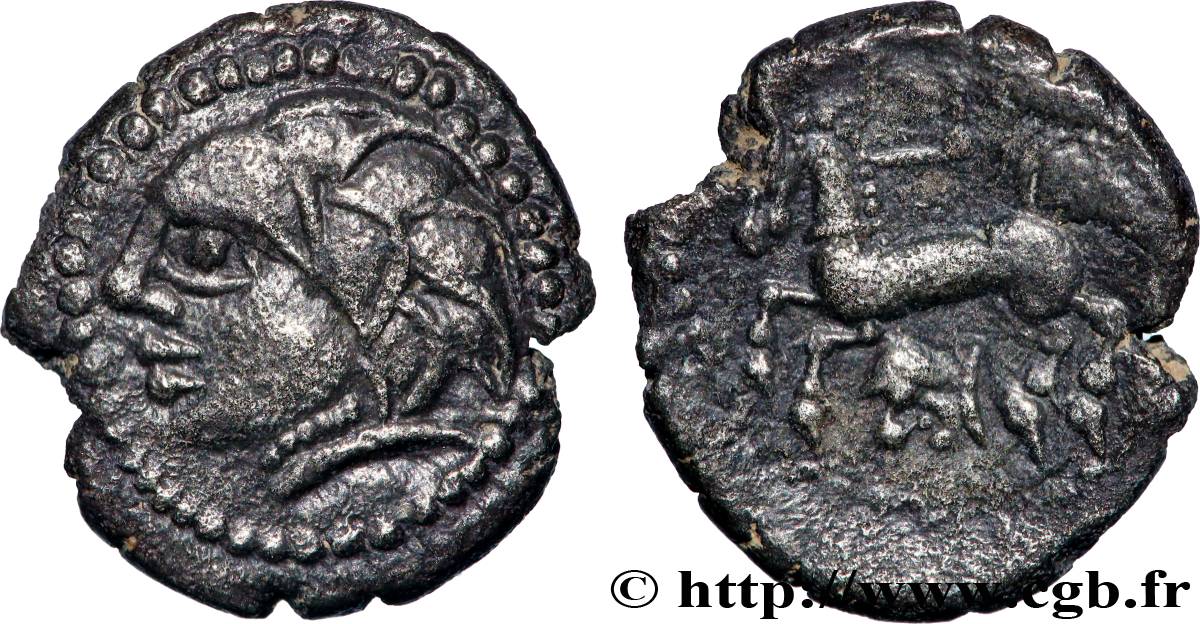 SANTONS / CENTRE-OUEST, Incertaines Drachme aux mèches aquitaniques, à gauche TTB+/TTB