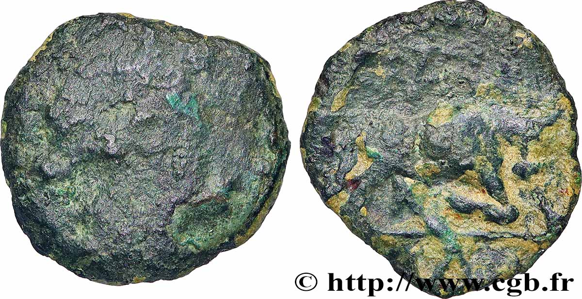 MASSALIEN - MARSEILLES Petit bronze au taureau passant SGE/SS