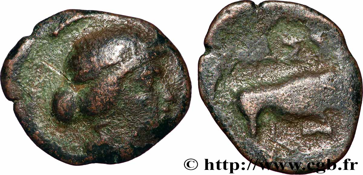 MASSALIA - MARSEILLES Petit bronze au taureau VF