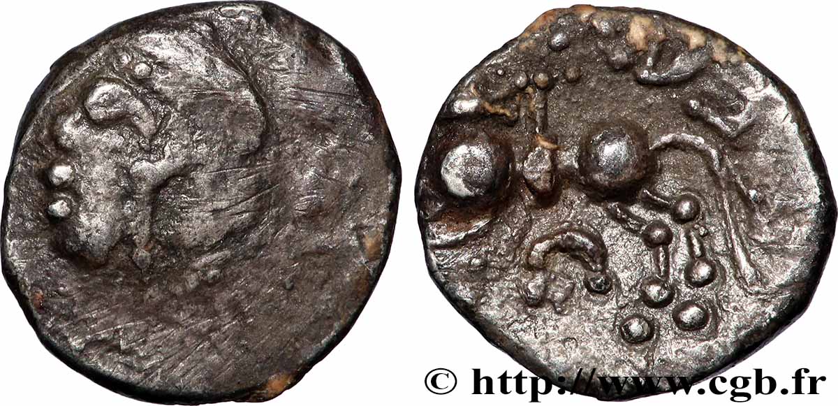 GALLIA - SUDOVEST DELLA GALLIA - NITIOBROGES (Regione di Agen) Denier EFE à la tête casquée BB/q.BB