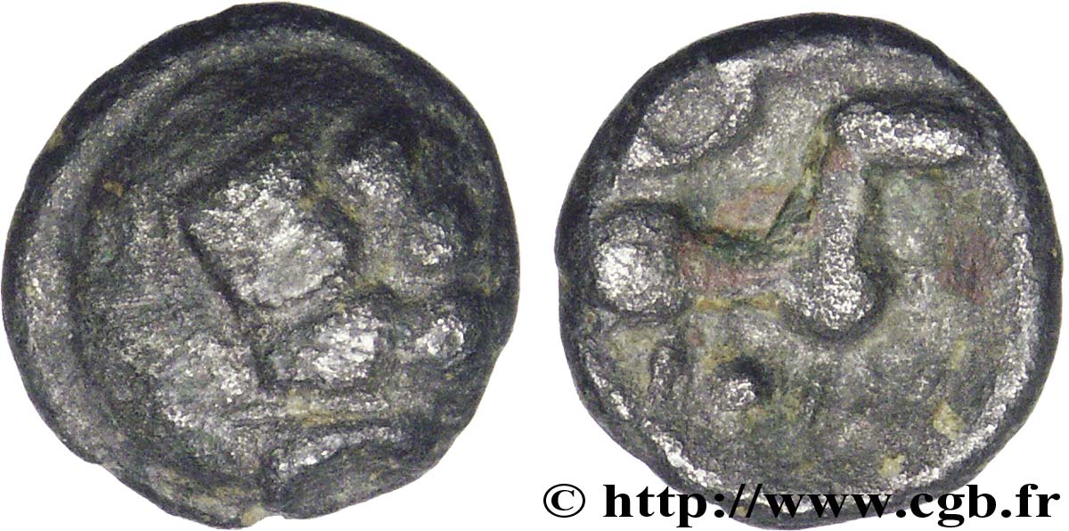 RÈMES (Région de Reims) Quart de statère “aux segments de cercles” en électrum, cheval à droite TB