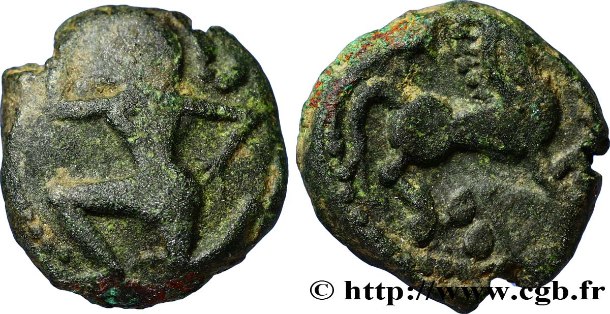GALLIA BELGICA - BELLOVACI (Area of Beauvais) Bronze au personnage courant, à l’astre VF