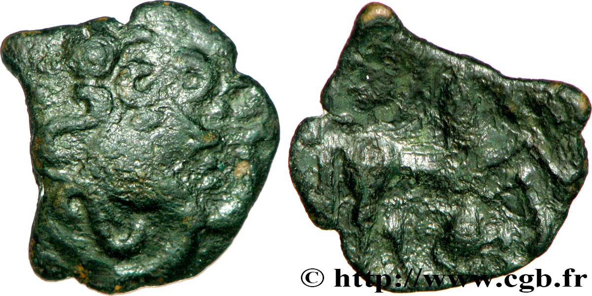 GALLIA BELGICA - AMBIANI (Area of Amiens) Bronze au cheval et à la tête coupée VF