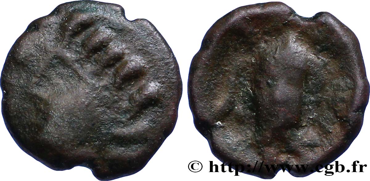 AMBIANI (Area of Amiens) Bronze à la tête de face, BN. 8405 VF/VF