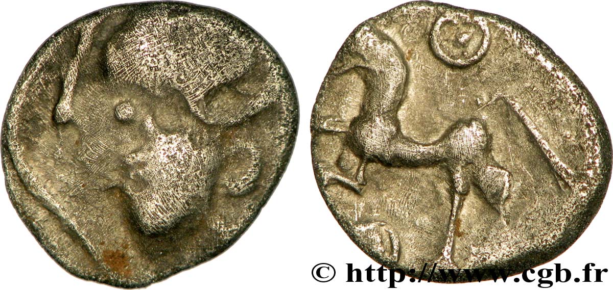 GALLIA - ÆDUI (BIBRACTE, Area of the Mont-Beuvray) Denier à la tête casquée VF/XF