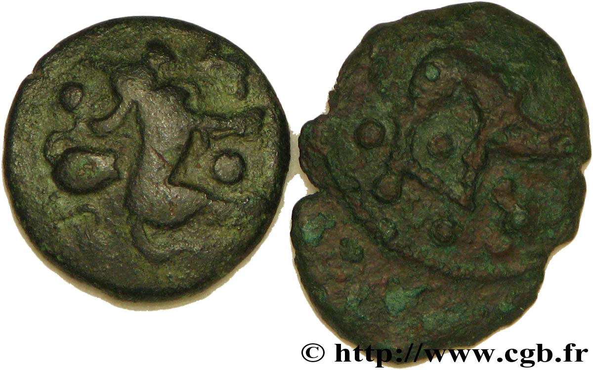 GALLIA BELGICA - AMBIANI (Area of Amiens) Lot de 2 bronzes au cavalier (au taureau et au sanglier) lot