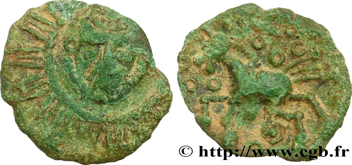 GALLIA BELGICA - AMBIANI (Regione di Amiens) Bronze à la tête de face rayonnante et au cheval q.BB