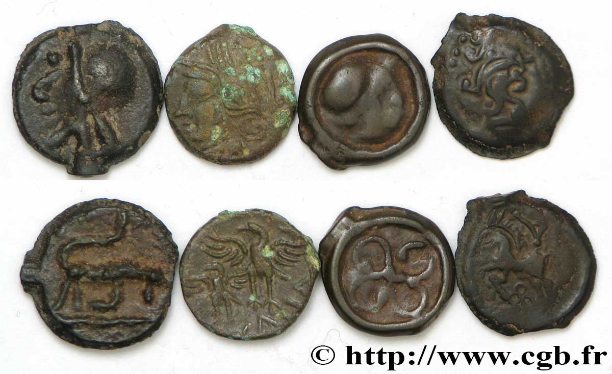 GALLIA - BITURIGES CUBI (Area of Bourges) Lot de quatre monnaies de bronze et de potin lot