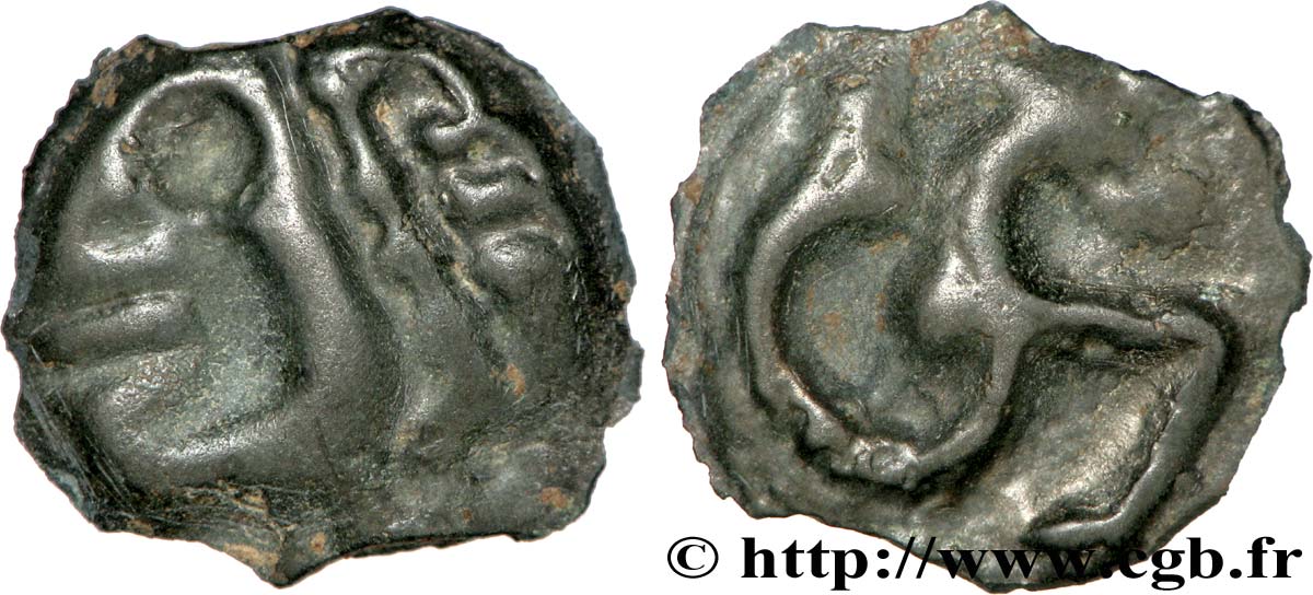 GALLIA - ÆDUI (BIBRACTE, Area of the Mont-Beuvray) Potin à l’hippocampe, tête à la chevelure bouletée AU