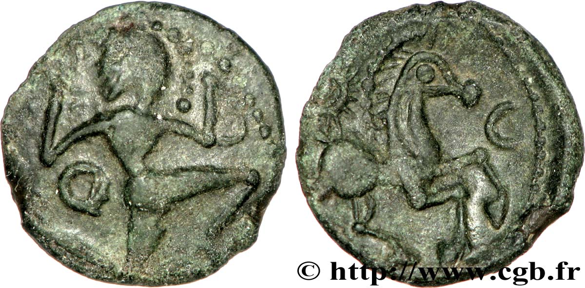 GALLIA BELGICA - BELLOVACI (Area of Beauvais) Bronze au personnage courant, à l’astre XF/AU