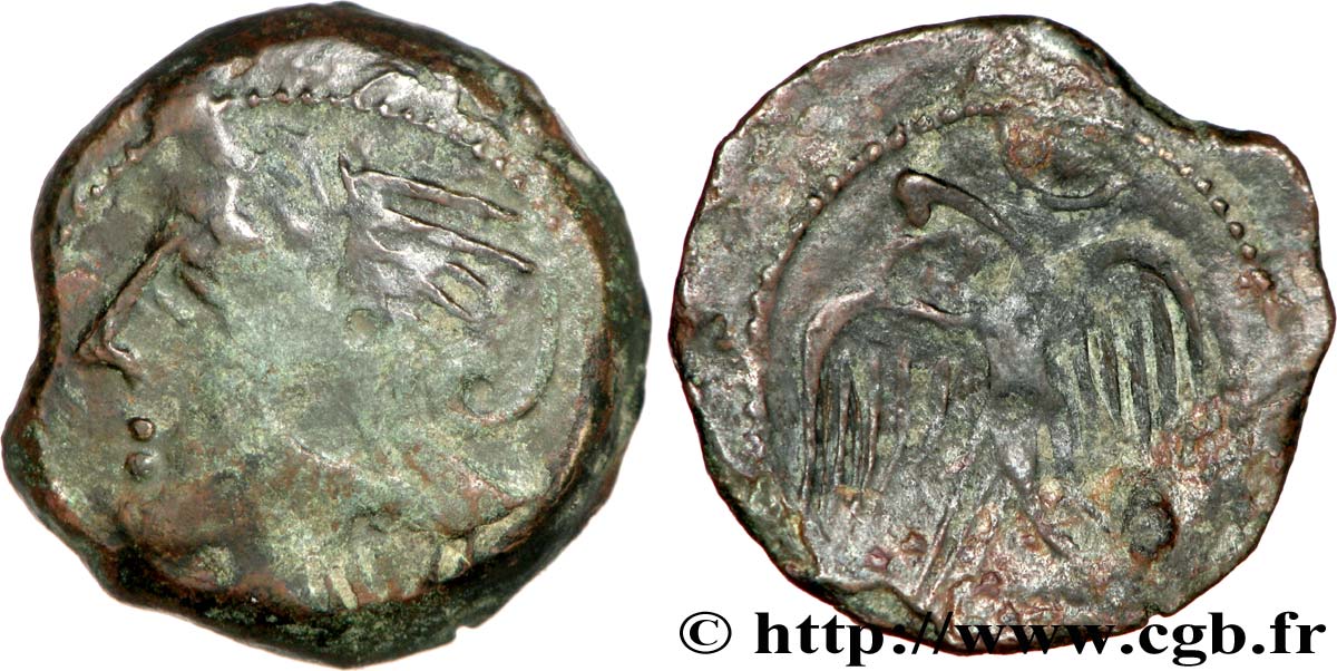 GALLIA - CARNUTES (Región de la Beauce) Bronze lourd à l’aigle et au croissant BC