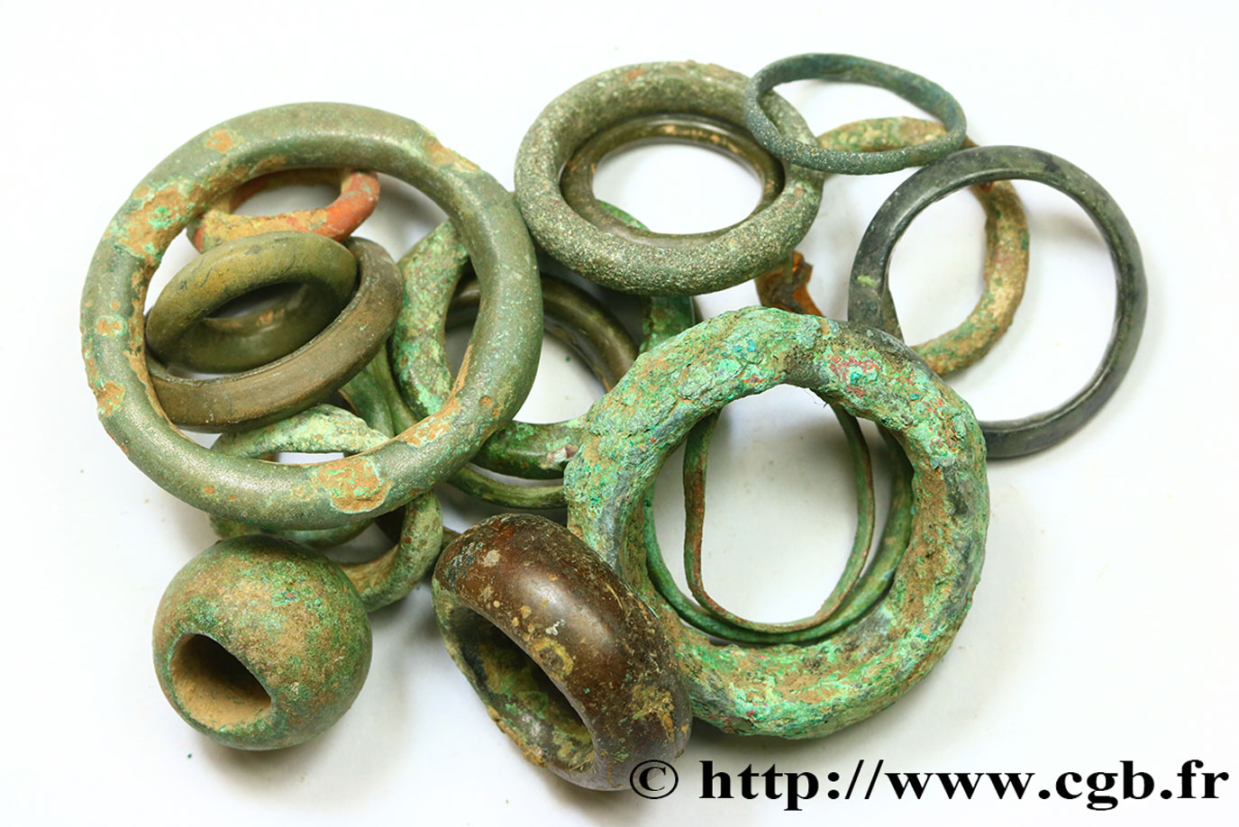  ROUELLE  RAGELD Lot de 19 anneaux en bronze lot