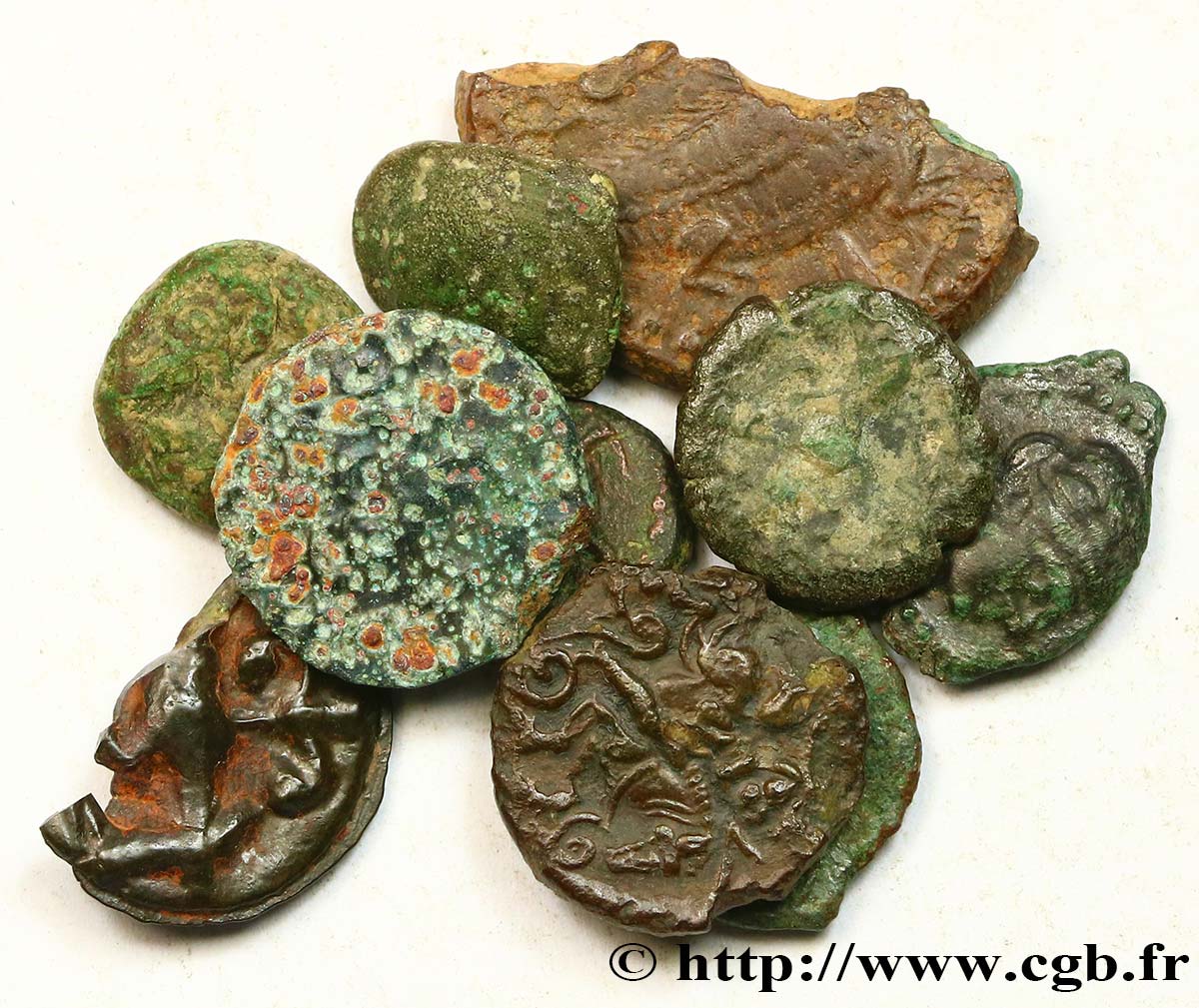 GALLO-BELGIAN - CELTIC Lot de 9 bronzes variés et 1 demi potin lot