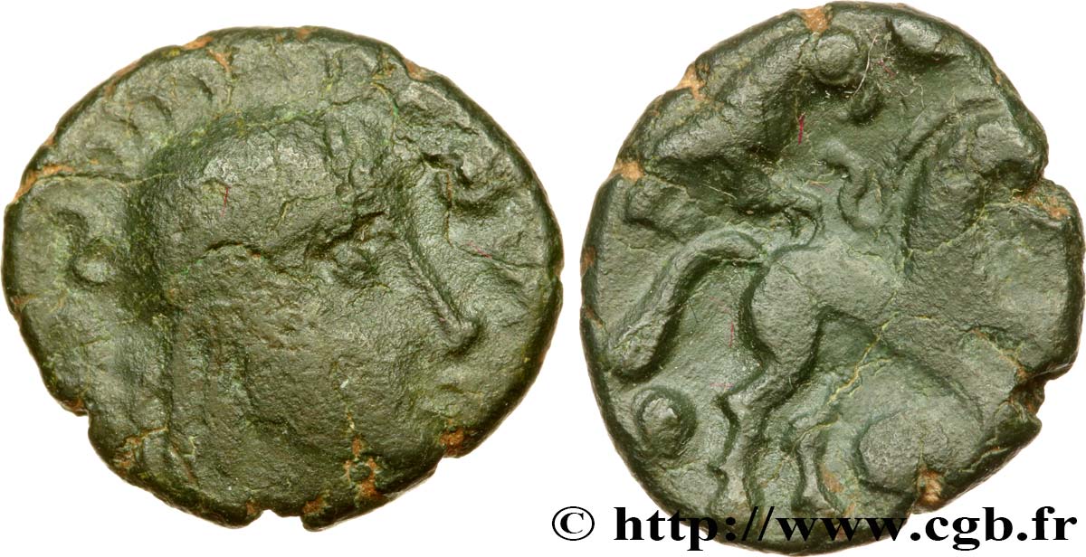 AMBIENS (Région d Amiens) Bronze au cheval et à la tête aux cheveux calamistrés TB+/TTB+