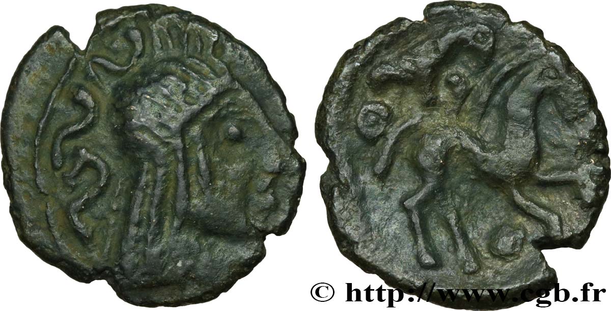AMBIENS (Région d Amiens) Bronze au cheval et à la tête aux cheveux calamistrés TTB