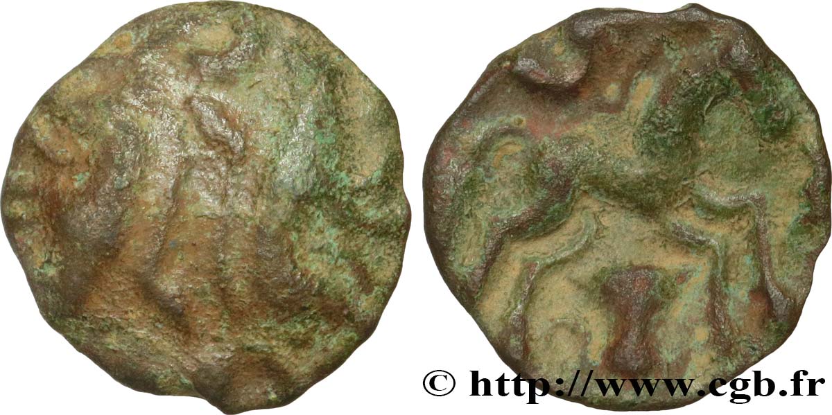 GALLIA BELGICA - AMBIANI (Area of Amiens) Bronze aux sangliers affrontés XF