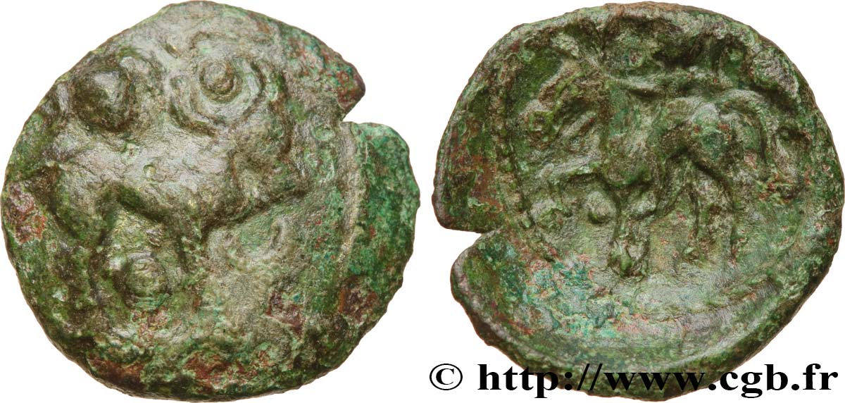 GALLIA BELGICA - AMBIANI (Regione di Amiens) Bronze au taureau et au bucrane q.BB