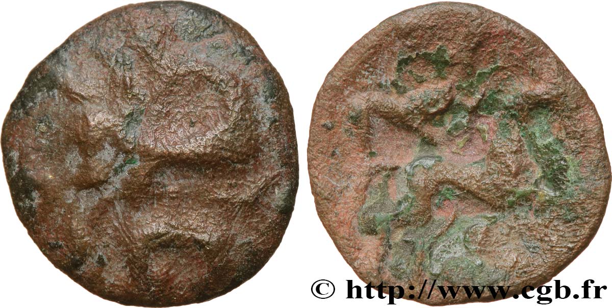 GALLIA BELGICA - AMBIANI (Area of Amiens) Bronze aux animaux affrontés VF