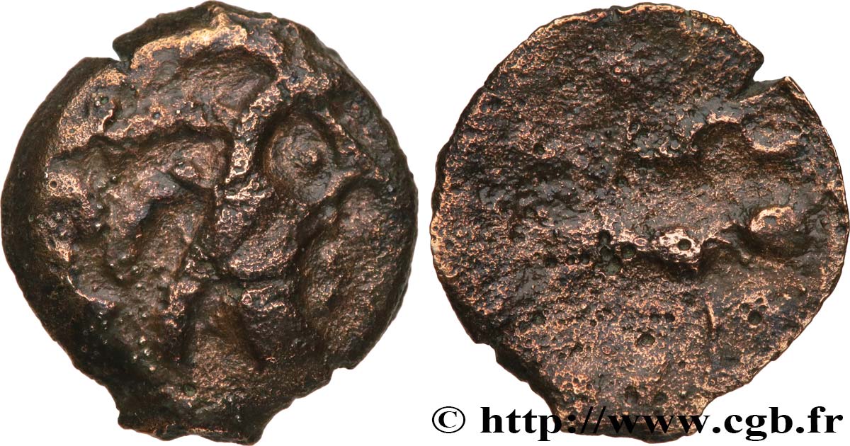 CARNUTES (Région de la Beauce) Bronze au loup, tête à droite TB/B