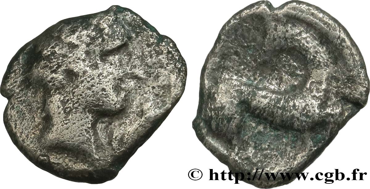 GALLIA - NEDENES (oppidum of Montlaures) Obole au cheval retourné VF