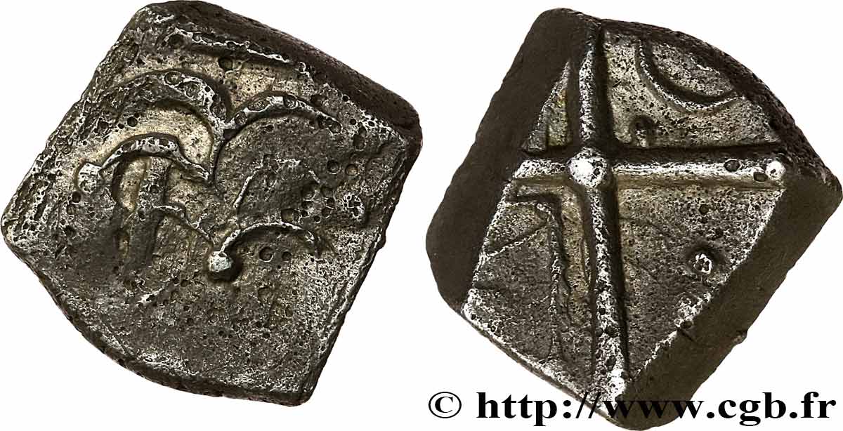 GALLIA - SUDOVESTE DELLA GALLIA - CADURCI (Regione di Cahors) Drachme “à la tête triangulaire”, S. 118 q.BB/BB