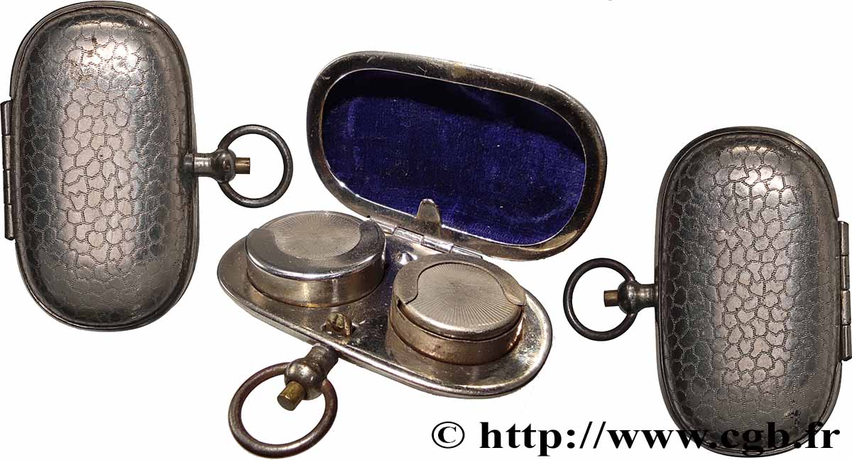 PORTE-LOUIS, PORTE-MONNAIE Porte-louis, Écailles TTB