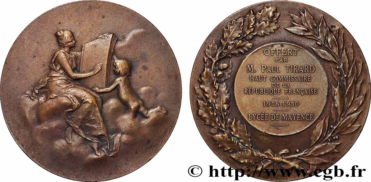 III REPUBLIC Médaille, Offerte par le Haut Commissaire de la République Française, Lycée de Mayence AU