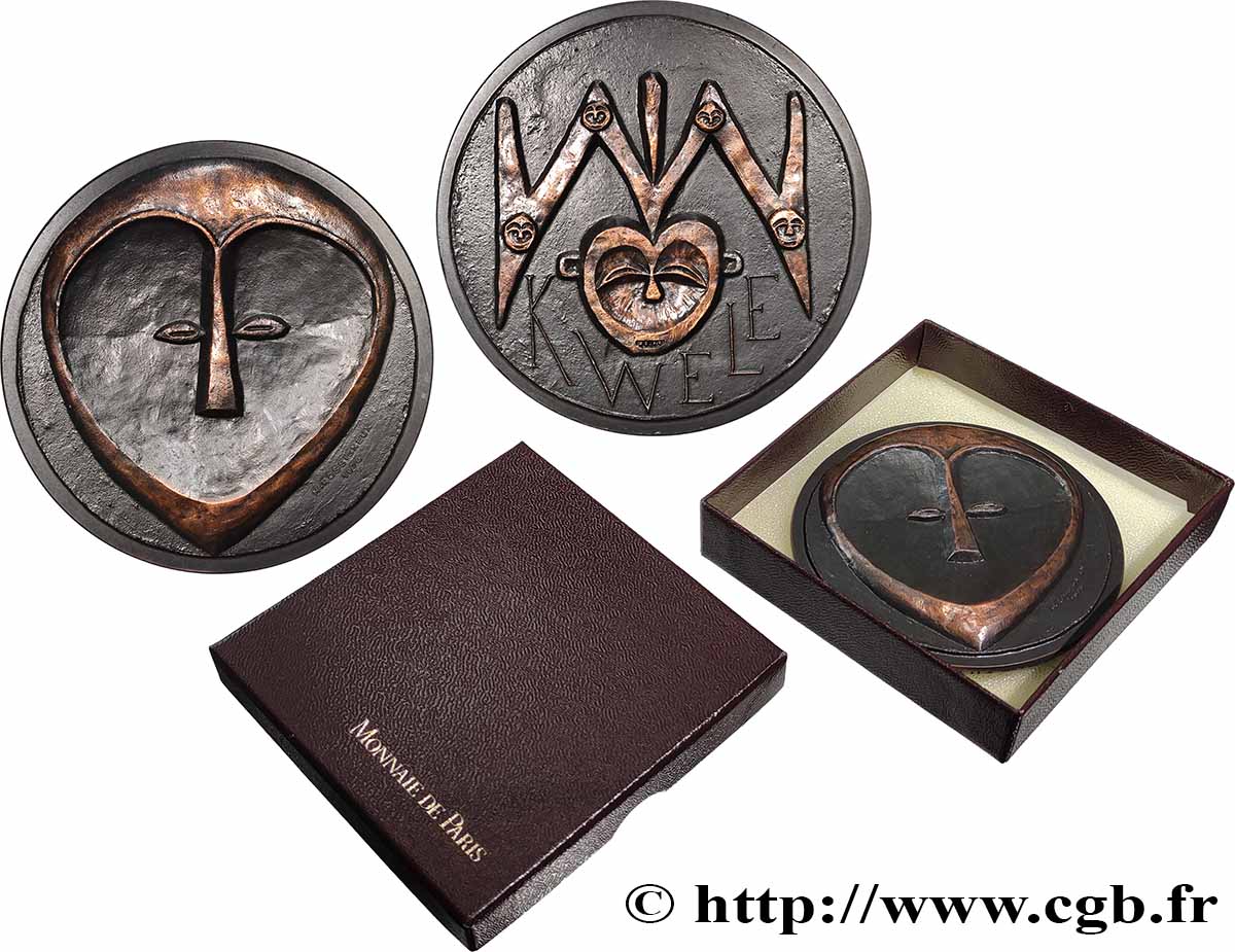 V REPUBLIC Médaille, Les Kwele, n°11 AU