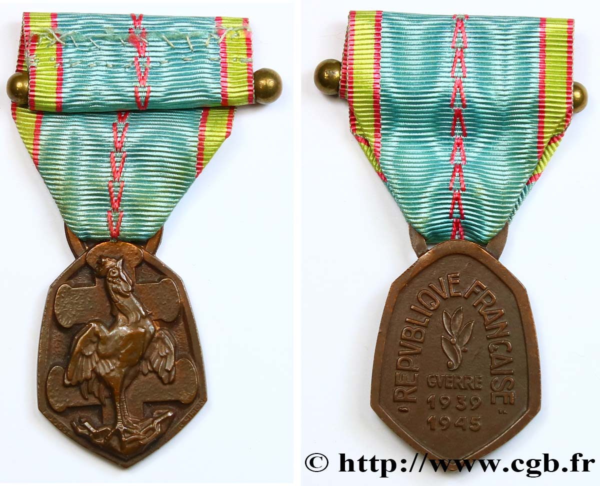 PROVISIONAL GOVERNEMENT OF THE FRENCH REPUBLIC Médaille commémorative française de la guerre 1939-1945 AU