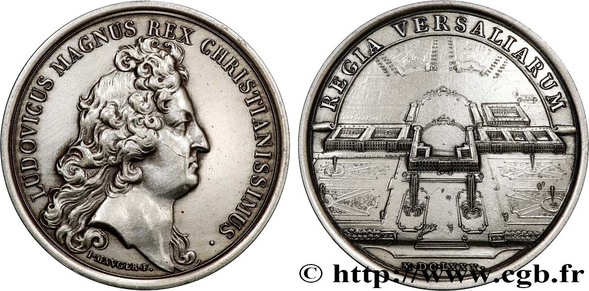 LOUIS XIV LE GRAND OU LE ROI SOLEIL Médaille, Le château de Versailles, refrappe SUP