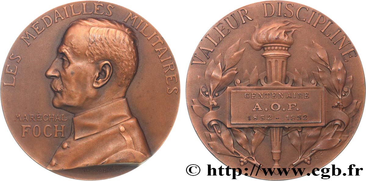 QUATRIÈME RÉPUBLIQUE Médaille, Maréchal Foch, Valeur et discipline, Centenaire de l’A.O.F. SUP