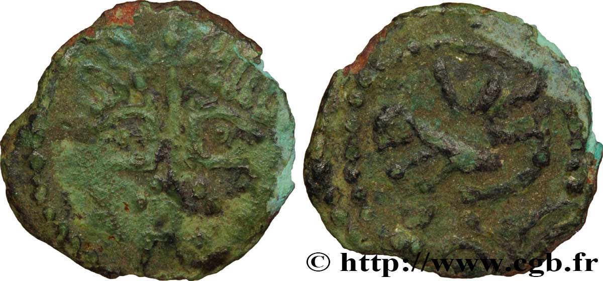 INGLATERRA - ANGLOSAJÓN Sceat aux têtes affrontées et à l’oiseau retourné, Série J, type 72, en bronze BC