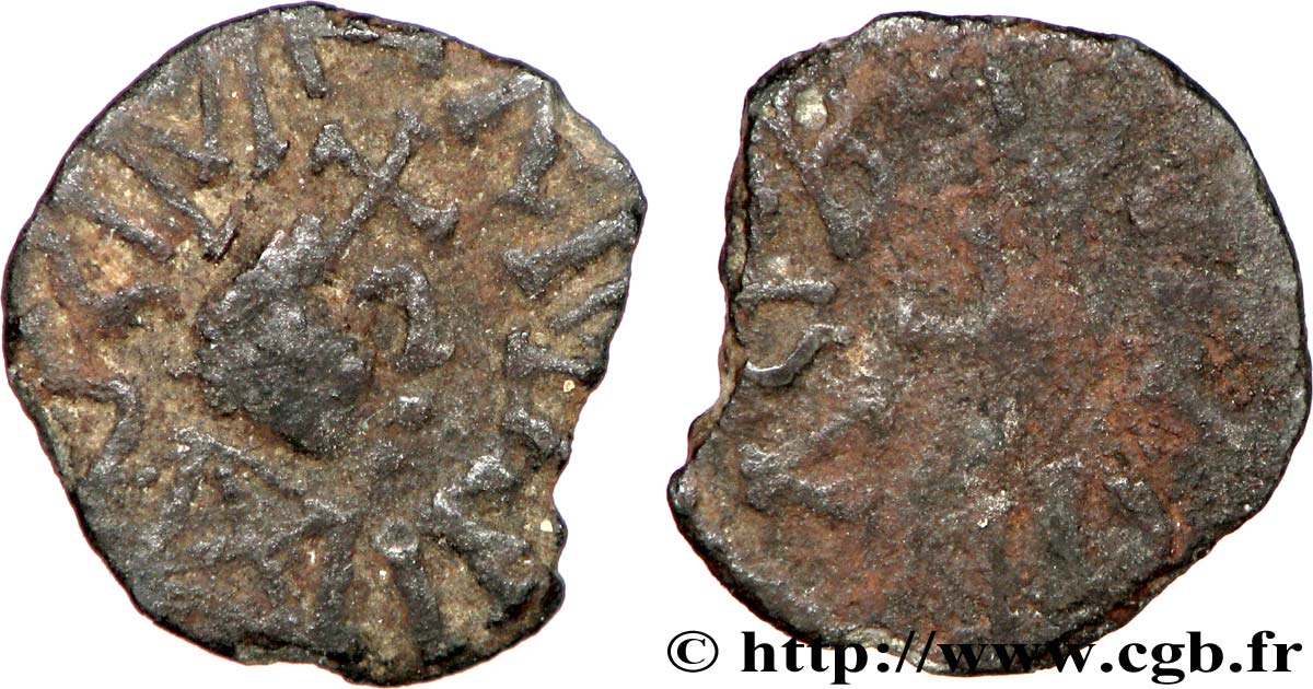 TOURS (TURONUS CIVITAS) Bronze au type d’un triens - Saint-Martin de Tours F