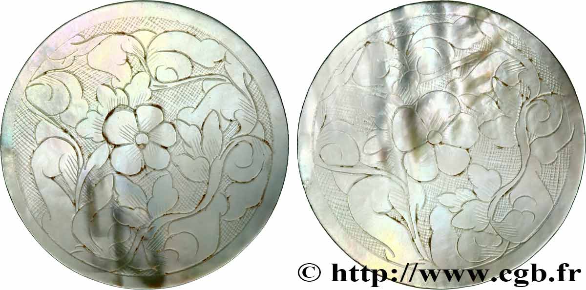CHINE Jeton de jeux en nacre XIXe  SPL