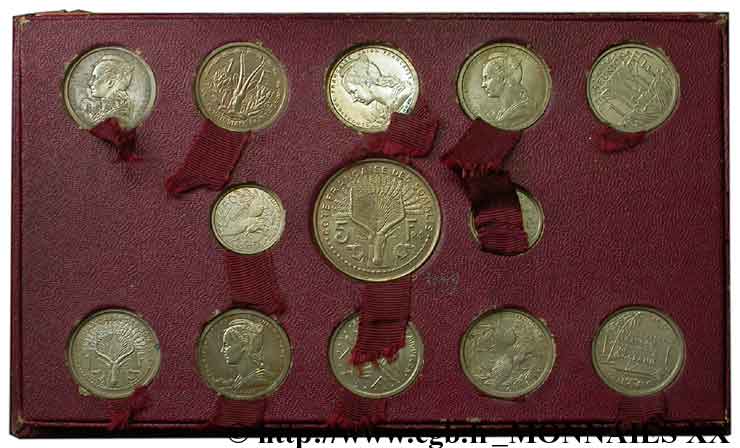 UNION FRANÇAISE - QUATRIÈME RÉPUBLIQUE Boîte de 23 essais Union Française pour les colonies en bronze-nickel 1948 et 1949 Monnaie de Paris SPL 
