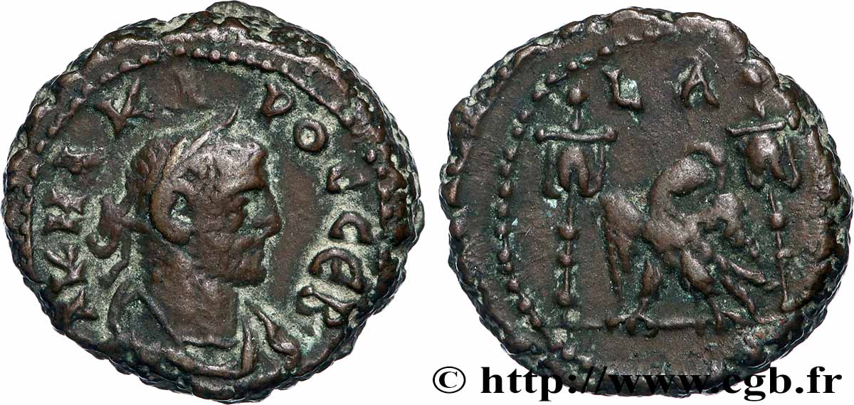 CARUS Tétradrachme TTB