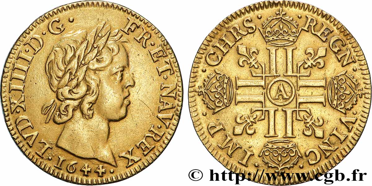 LOUIS XIV LE GRAND OU LE ROI SOLEIL Louis d or aux huit L, portrait à la mèche courte 1644 Paris, Monnaie du Louvre TTB+