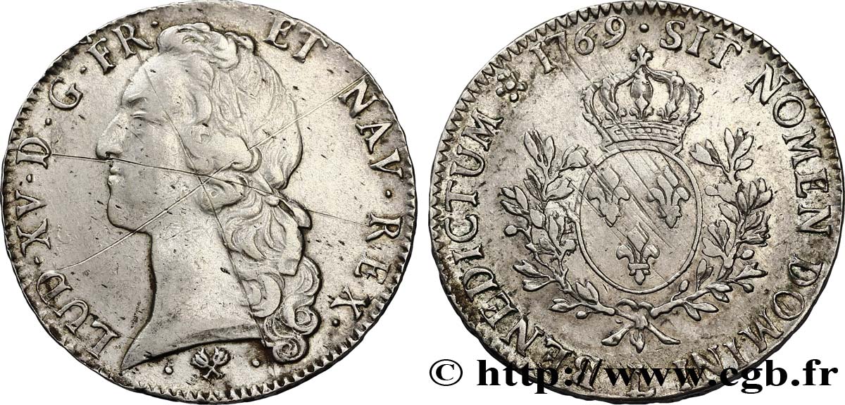 LOUIS XV DIT LE BIEN AIMÉ Écu aux branches d’olivier, tête ceinte d’un bandeau 1769 Bayonne TTB