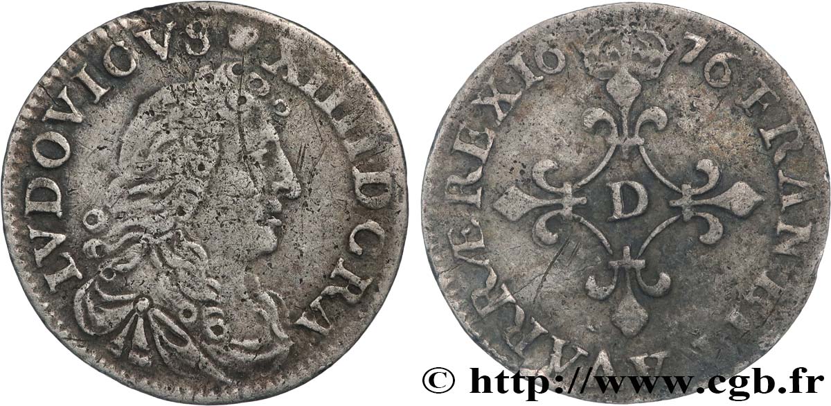 LOUIS XIV LE GRAND OU LE ROI SOLEIL Quatre sols à la croix formée de lis 1676 Vimy-en-Lyonnais (actuellement Neuville-sur-Saône) TTB