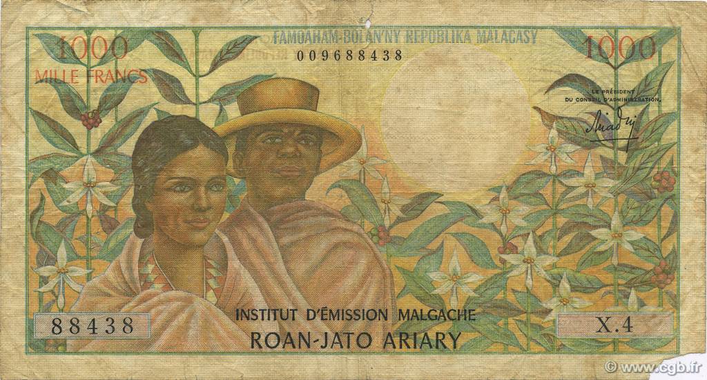 1000 Francs - 200 Ariary MADAGASCAR  1966 P.059a RC