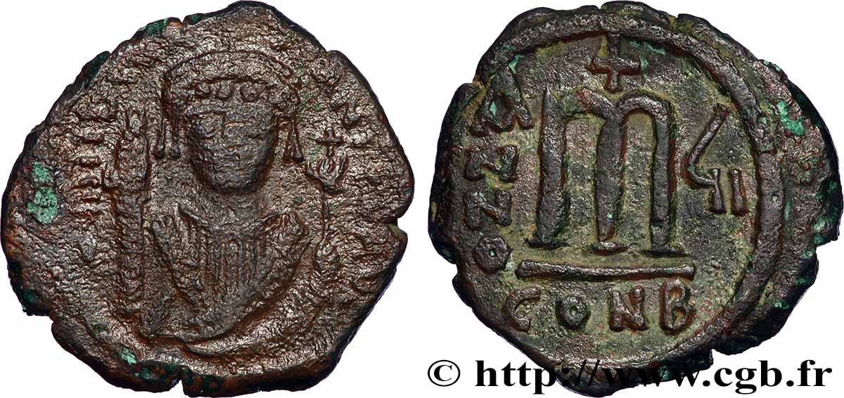 TIBÈRE II CONSTANTIN Follis TB+/TTB