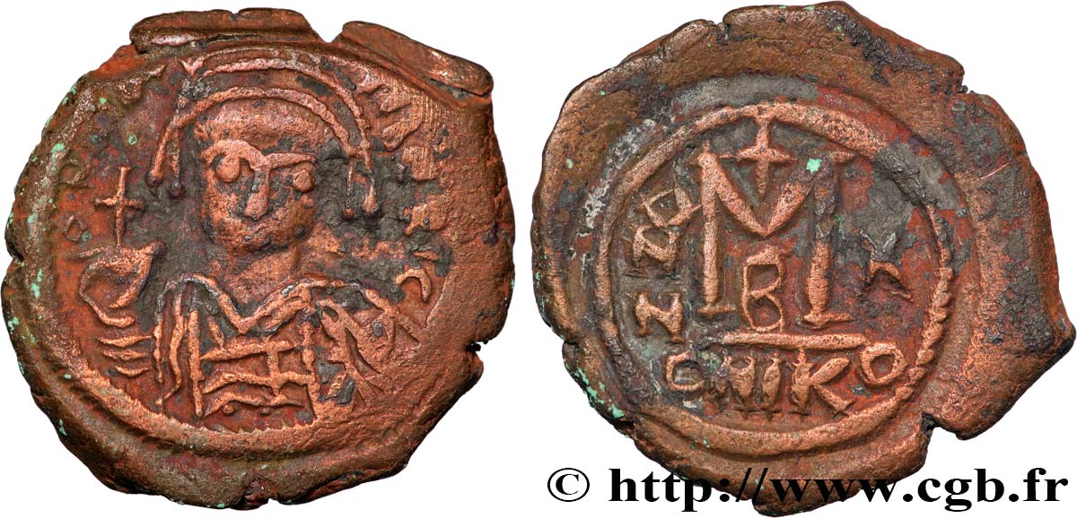 MAURICIUS TIBERIUS Follis VF