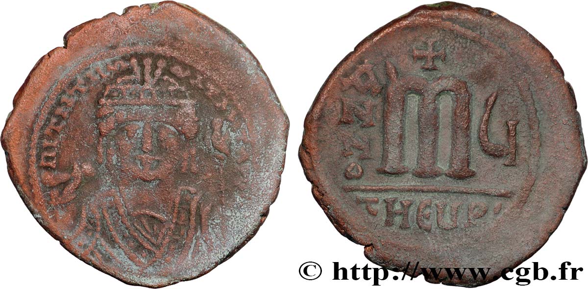 MAURICIUS TIBERIUS Follis VF/XF